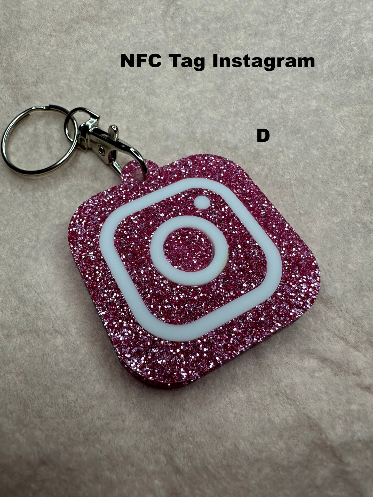 Social Media Smart NFC keychain for social media | Tap and follow | Digital business card | Payment link | Cash app | Facebook | Instagram